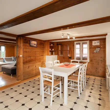 Cosy Swiss Apartmán *